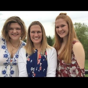 Meet your Posher, Stephanie